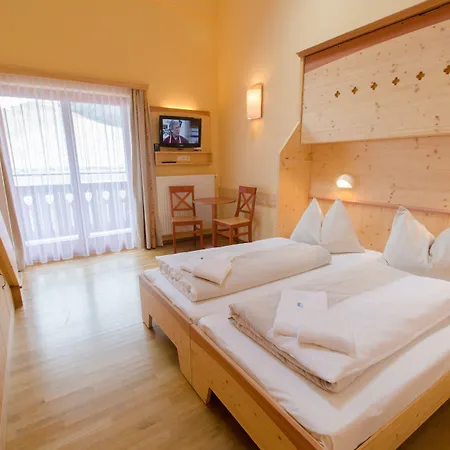 Jufa Gitschtal 3* Weissbriach